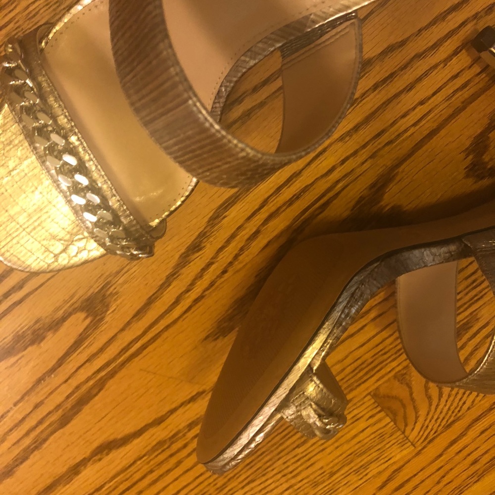 🌺Sandals🌺 - Picture 3 of 4